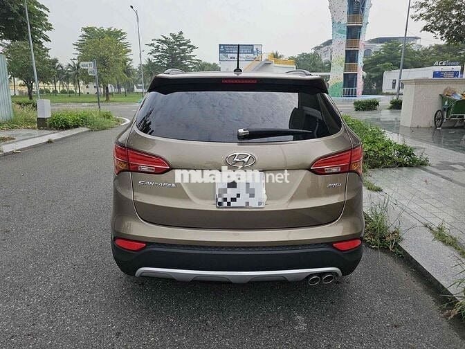 Hyundai Santa Fe 2015 2.4L 4WD - 950000 km