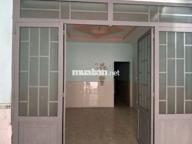 Nhà cách Hương lộ 2 70m, diện tích 70m2, 3 phòng ngủ, 2 wc.