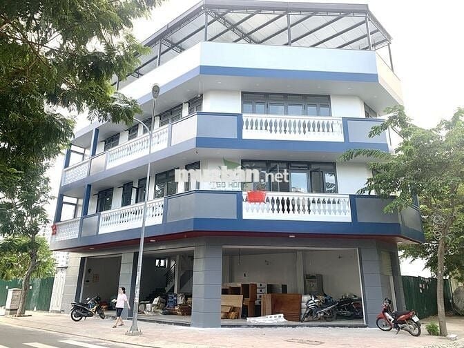 CHO THUÊ NHÀ LÔ GÓC MỚI XÂY KĐT HÀ QUANG 1 GIÁ 35 TRIỆU/THÁNG