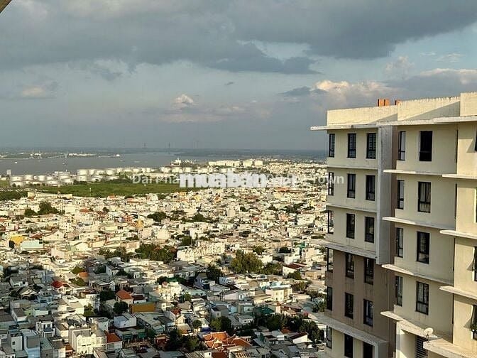 Cho thuê căn hộ Era Town 3 phòng ngủ, nội thất cơ bản, giá 8,5 triệu