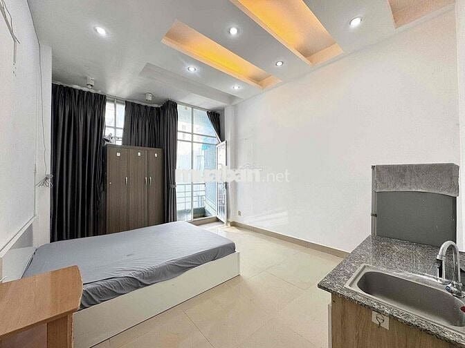 Cho Thuê Căn Hộ Studio Ban công Full Nội Thất Gần Đại Học Kinh Tế UEH