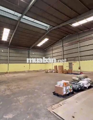 Kho đẹp ở Đường Đào Trí cần cho thuê gấp diện tích 526m2 đường cont