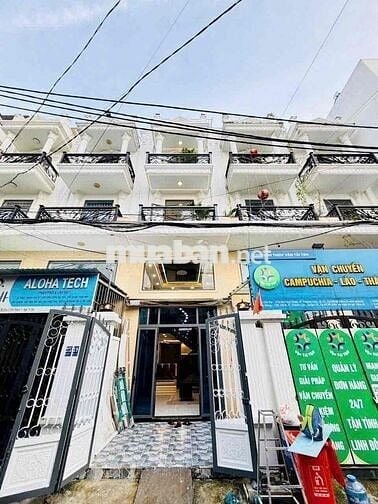 🏡 Nhà Đẹp Ngã Tư ga giáp gò vấp