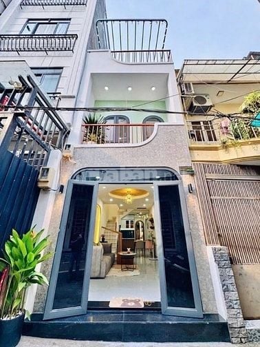 Bán nhà hẻm 1/ Nhật Tảo, Phường 8, Quận 10. DT 33m2 hẻm xe hơi,SHR