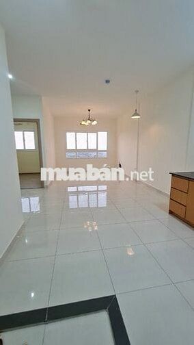 Bán căn hộ Green Town Bình Tân 63m2/ 2PN, tặng NT, giá 2.4 tỷ