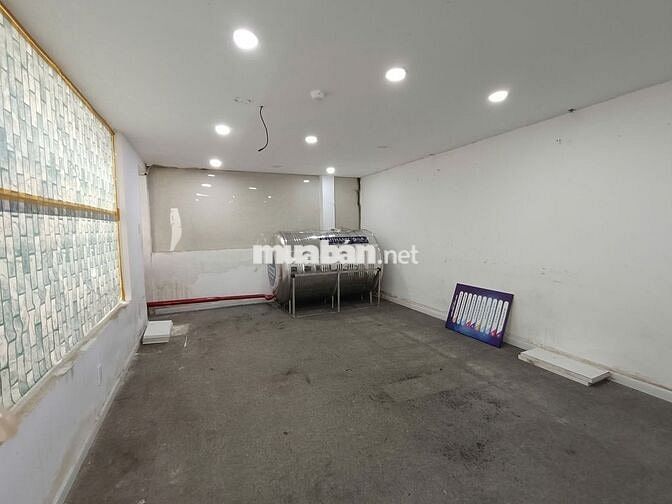 MẶT BẰNG CHO THUÊ HỢP TÁC KẾT HỢP GÓC MẶT TIỀN – TRUNG TÂM QUẬN 1