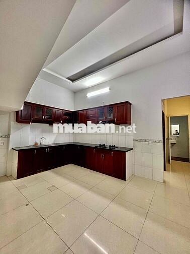 Cho Thuê Nhà Sạch DT 5x15 1Trệt 1Lầu 3Pn 2Wc Sân Hẻm Xe Tải Ngã Tư Ga