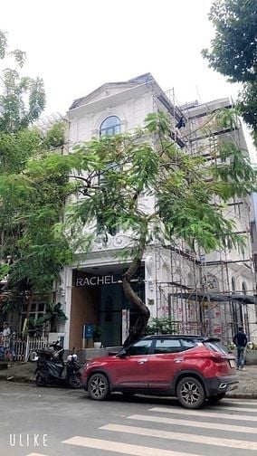 Cho thuê căn góc  Khách sạn 2 MT Phạm Văn Nghị giá 200tr PMH