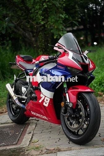 ❎Ⓜ️ HONDA CBR1000RRR ODO 8K SIÊU LƯỚT, có đổi xe