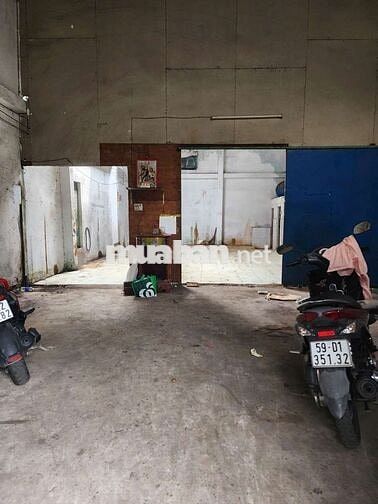Kho xưởng cho thuê cấp 4 có 3pha,khu kho bãi, DT 8❌18 hẻm 6m hlo2 BT