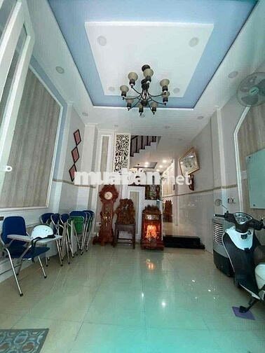 Nhà nguyên căn hxh thông 606 Ql 13 Hiệp Bình Phước,gần KDC Hồng Long,