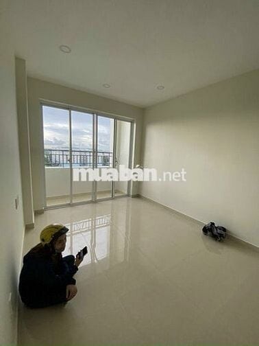 Giảm giá mạnh căn góc 79m2 3pn 2wc giá 2,7 tỷ (full thuế phí)
