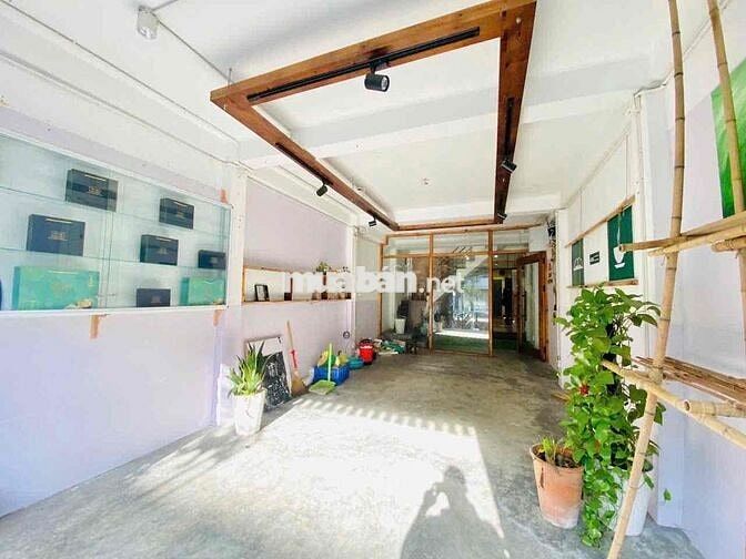 ✅ Cho thuê nhà 3 tầng MT Nguyễn Chí Thanh - Hải Châu - 23 Triệu