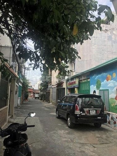 Cc gửi bán nhà hxh p13 bình thạnh dt 10,3x28 nhà 2 lầu giá 79 tr 1m2 