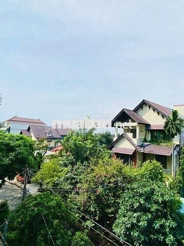 CHO THUÊ NHÀ NGUYÊN CĂN DIỆN TÍCH LỚN PHƯỜNG LINH ĐÔNG