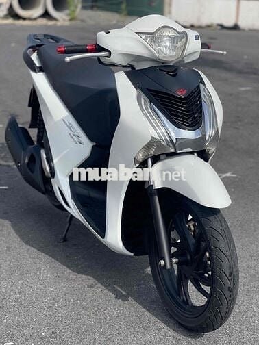 Bán xe Shvn 150 2015 khoá Smarkey màu trắng xe zin