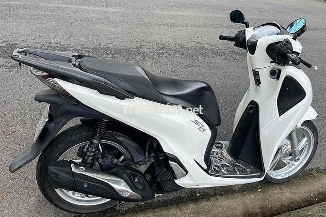 Ít dùng nên cần bán SHVN CBS 150 sx 2017