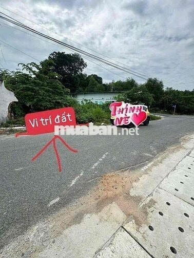 Giá : 2.290 tỷ - bớt lộc - Diện tích: 5mx 20m - thổ cư 60m2 Co hỗ trợ