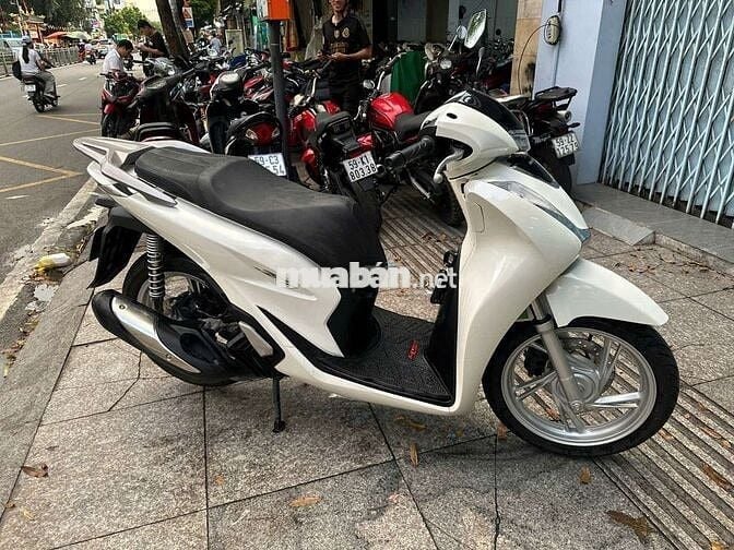 Honda SH 125 2022 mới 90% Biển số 63 chính chủ