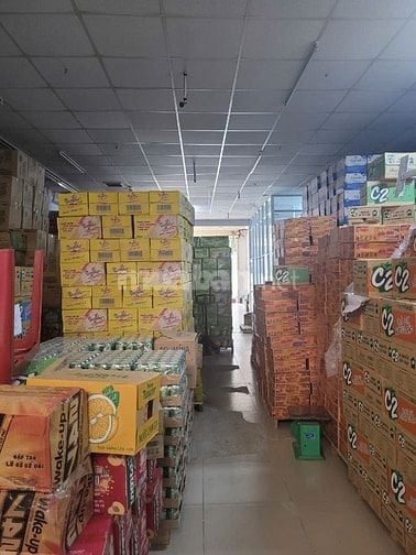 Cho Thuê Kho 6x22 Trống Suốt Có 1PN Cuối Kho