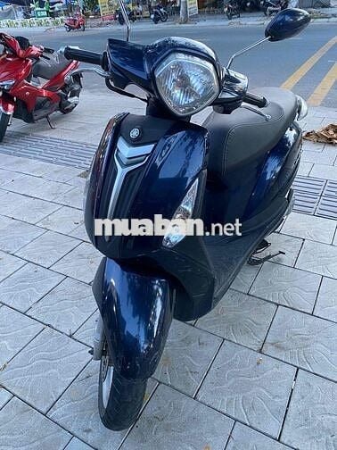 Yamaha Grande nguyên rin.