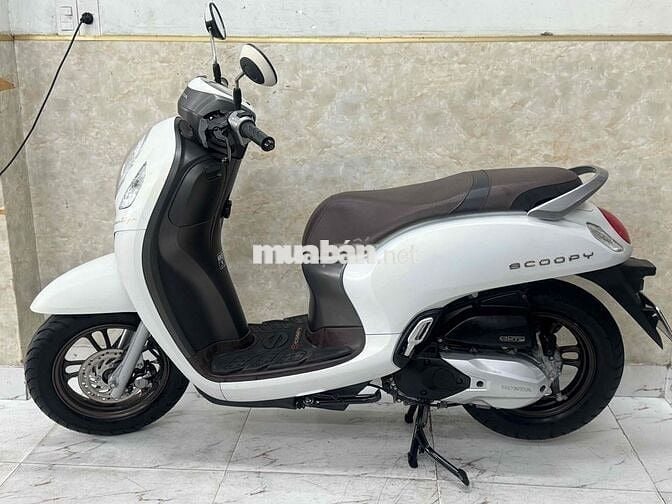 Scoopy khoá ga 2022 trắng siêu mới 43D1-974.27