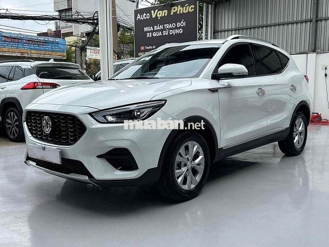 MG MGZS 2024 Standard 1.5 AT 2WD - 13000 km