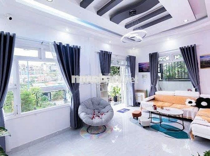 Cho thuê Villa Sân Vườn Nguyên Căn Mặt tiền Nam Hồ Phường 11 Đà Lạt