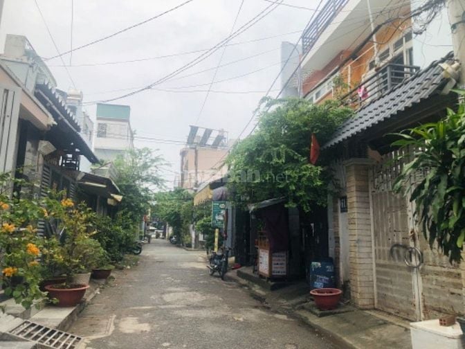 Bán Nhà Mặt Tiền Hẻm - Thông Đ. Trường Chinh, chợ Lạc Quang - 4 X 22 