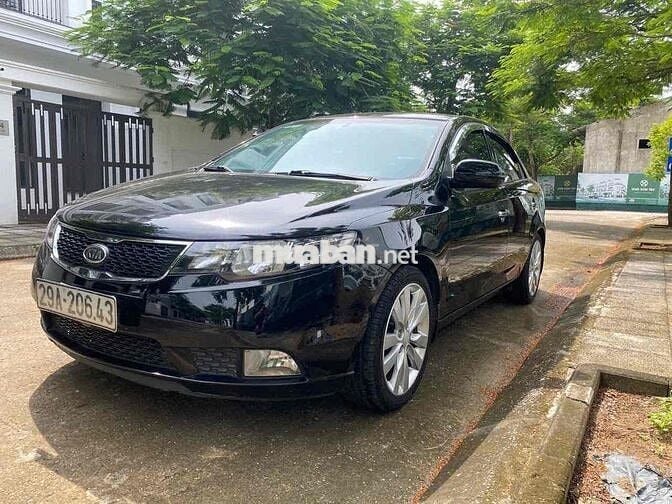 Kia Forte 2011 SX 1.6 AT - 11000 km