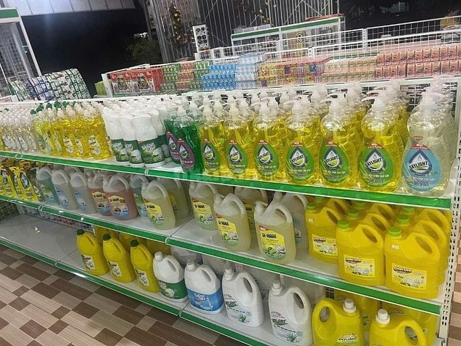 Cần Tuyển Nhân Viên Đi Làm Liền