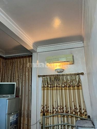 Bán nhà mặt đường Hoàng Hoa Thám, Ba Đình, HN