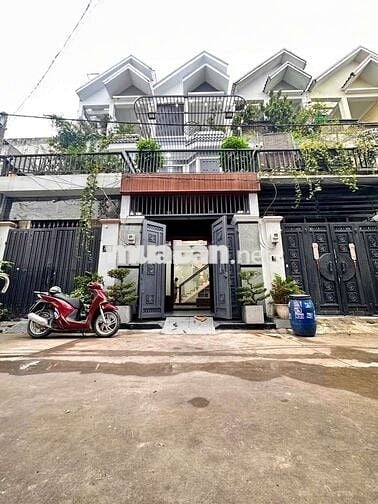 Nhà đẹp 2 lầu hẻm xe hơi Ngay chợ cầu đồng