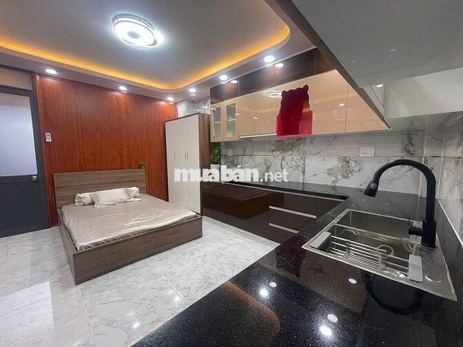 TRỐNG LẠI STUDIO FULL NỘI THẤT_TÒA CÓ THANG MÁY HẦM XE_DỌN VÀO Ở NGAY