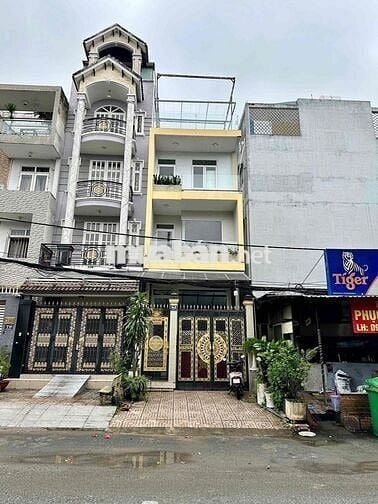 Nhà mặt tiền nội bộ đường số 10