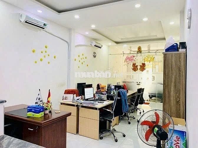 Cho thuê nhà mặt tiền đường Trần Văn Dư, dt 4x18 trệt 2 lầu