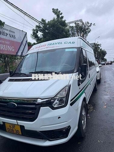 Ford Transit 2023 Xe ít đi 7v lên nhiều đồ chơi