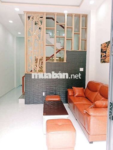 NGAY AEON TÂN PHÚ HẺM XE HƠI 2 TẦNG ĐÚC 4X10M CÔNG NHẬN ĐỦ CHỈ 5 Tỷ