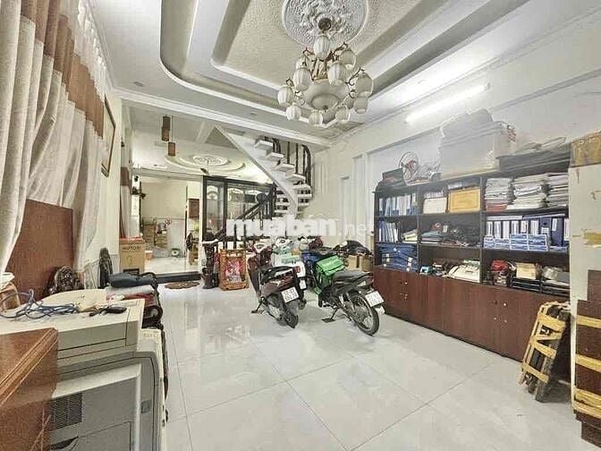 BÁN NHÀ 4 TẦNG - 140M2 5.5✘26 - ÔTÔ ĐỖ CỬA - SÁT BÊN LOTTE MART Gò Vấp