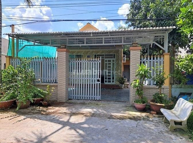Cần Bán nHanh Cănnhà ngay Lê Thị Siêng Tân Thông Hội 200m2 SổHồngRiêng
