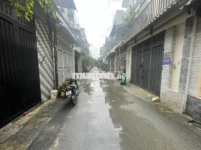 Nhà hẻm 6m, 5 phòng ngủ đường Tân Chánh Hiệp 5, Quận 12