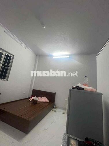 cho thuê chmn số 02, ngõ 21/23 yên xác full nt, 3tr5 ở liền