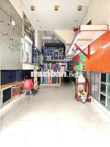 mặt tiền trung tâm q10 cần cho thuê