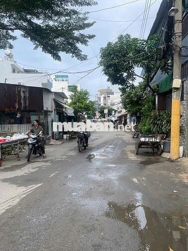 Nhà 4 lầu 4,2 x 21m, MT hẻm 736 lê đức thọ,P.15.GV giá 10ty300tr tl