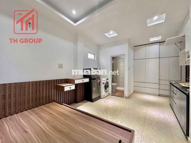 SANG NHƯỢNG NHÀ CHDV PHÚ NHUẬN