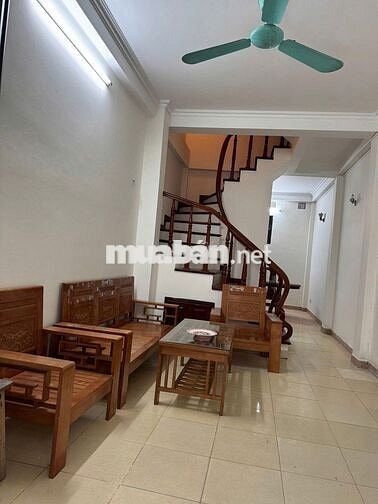 Bồ Đề - Nguyên Căn - 3 tầng - 3 ngủ-  Full Đồ - 9Tr