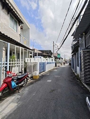 E cần Cho thuê nhà 3 triệu gần chợ Trà Nóc thuận lợi cho việc KD