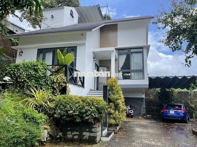 Nhà thiết kế hiện đại hẻm Trần Quốc Toản - Phường B'LAO - TP.Bảo Lộc