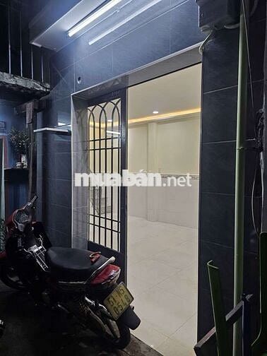 Nhà nhỏ xinh giá tốt , trung tâm Q6 , Nguyễn Văn Luông nhỉnh 2 đồng