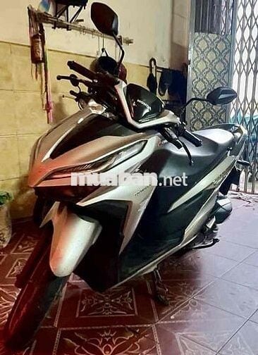 xe Vario 2018 ,chưa bung máy,